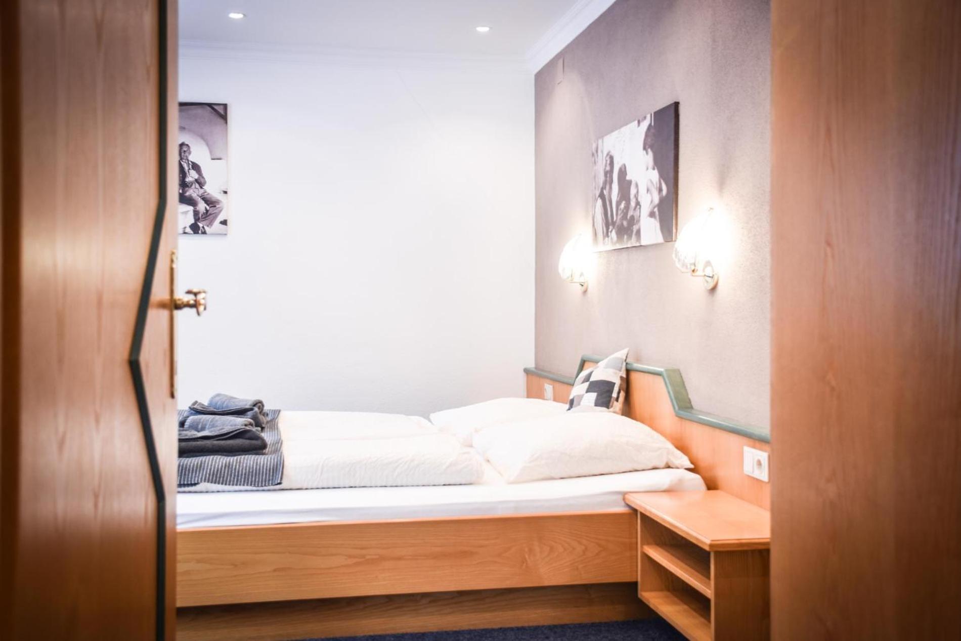 ברוואנג Berghotel Almrausch מראה חיצוני תמונה