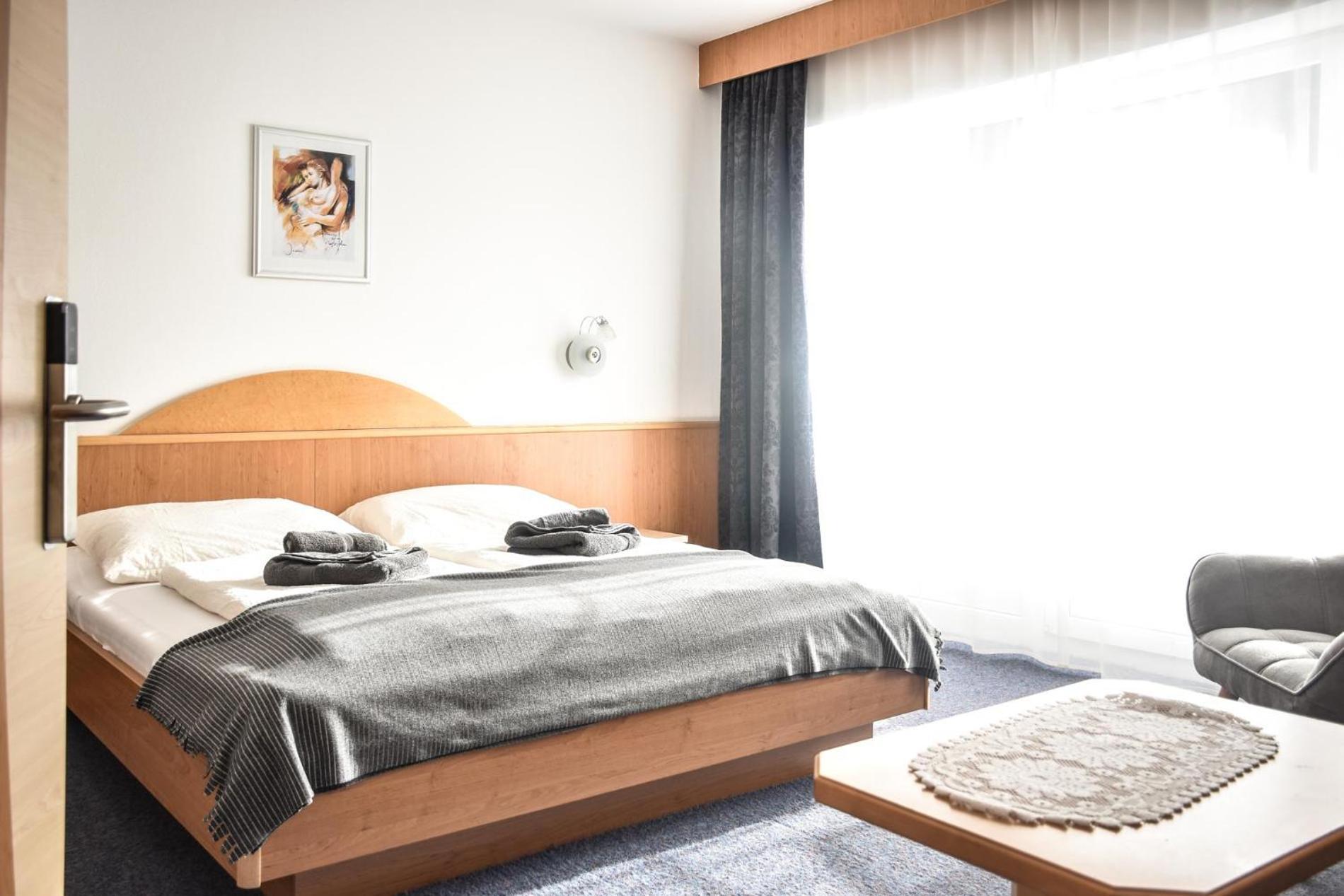 ברוואנג Berghotel Almrausch מראה חיצוני תמונה